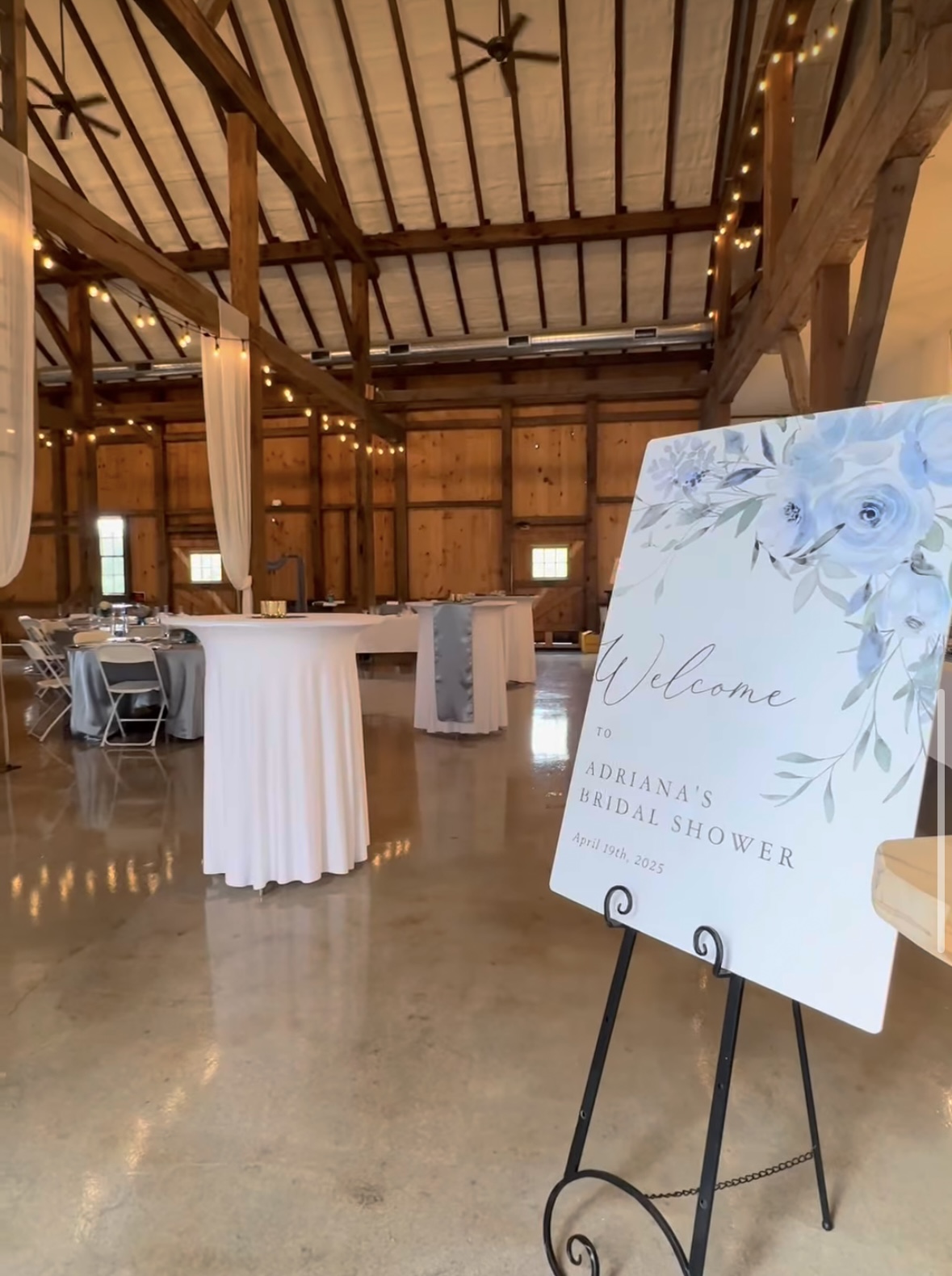 Charming barn wedding ceremony at Shawnee Run Venue in Pennsylvania